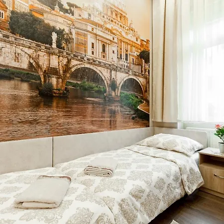 A_or_ B_luxflat_2br_2ba_vaci Street * Budapeste